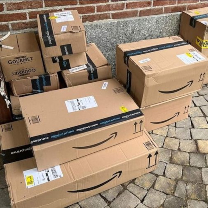 Un grazie di cuore a chi ha inviato cibo per i nostri Sfigatti - Associazione Le Sfigatte