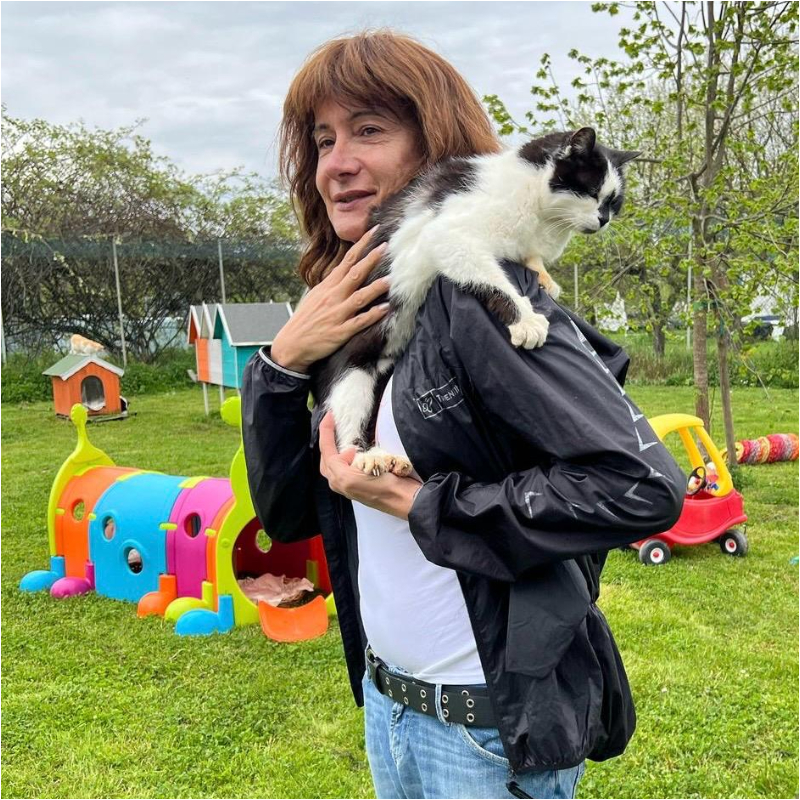 Abbiamo avuto l'immenso piacere e l'onore di accogliere nel nostro rifugio tre persone davvero speciali: Vladimir Luxuria, Danilo Zanvit Stecher e Marco Martinelli - Associazione Le Sfigatte